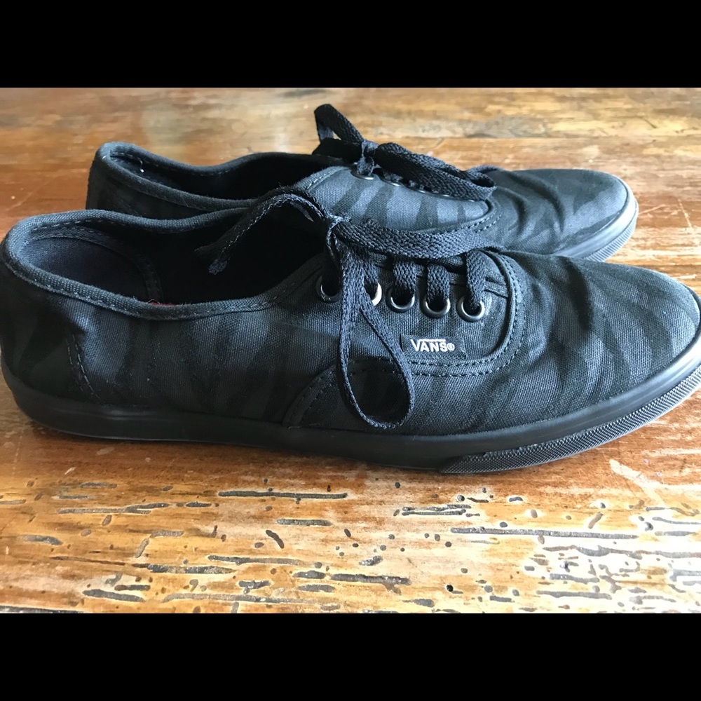 Vans size 5.5